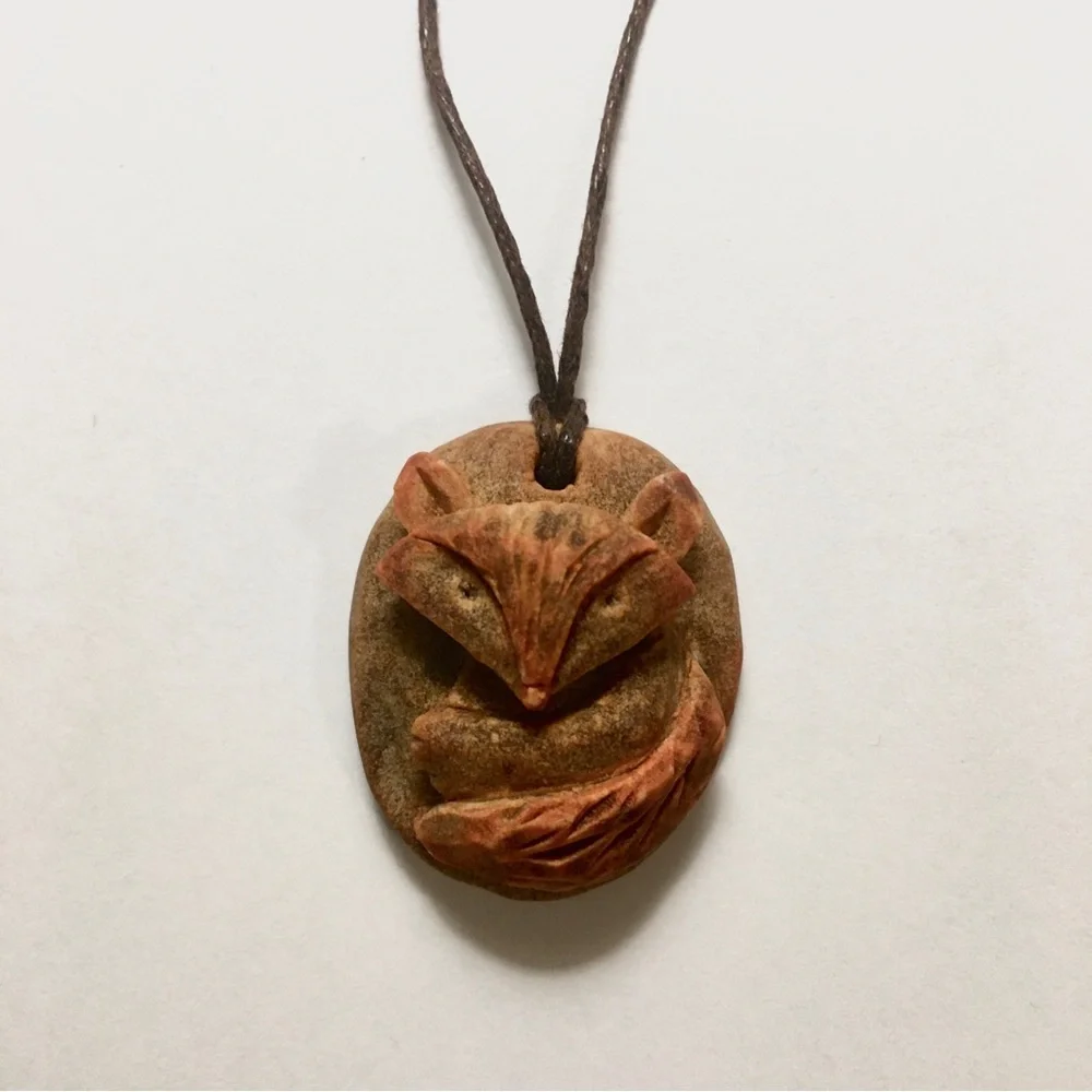 Avocado Pit Fox Pendant Necklace - Picture 1 of 4